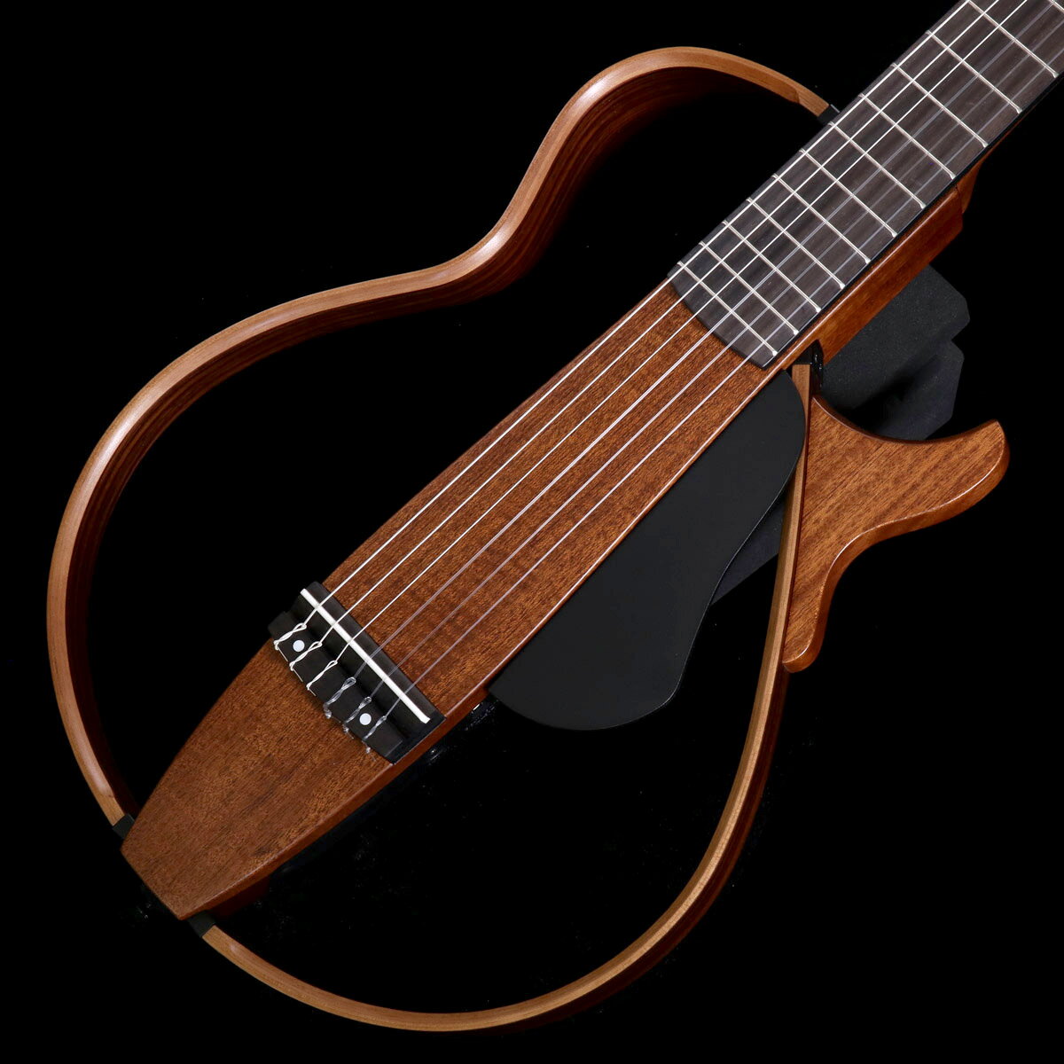 《特典付き8点セット》YAMAHA / SLG200N NT (ナチュラル) サイレントギター ナイロン弦仕様【S/N:IKO26C013】【池袋店】