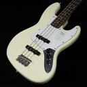 Fender / Standard Jazz Bass Laurel Fingerboard White Pickguard Olympic White 【SN ISFE25001448】 【梅田店】