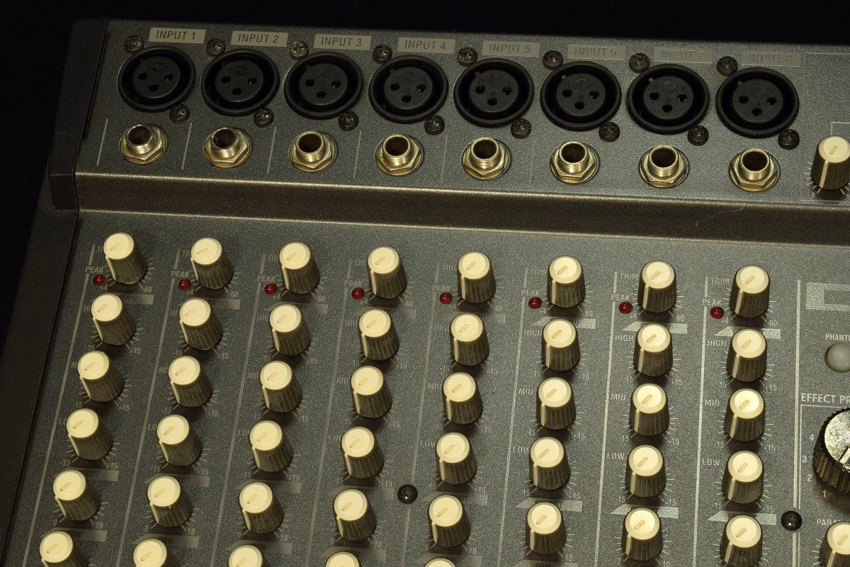 イシバシ楽器 17Shopsの【中古】KORG コルグ / D888 Digital Recording Studio 【福岡パルコ店】｜アングル2