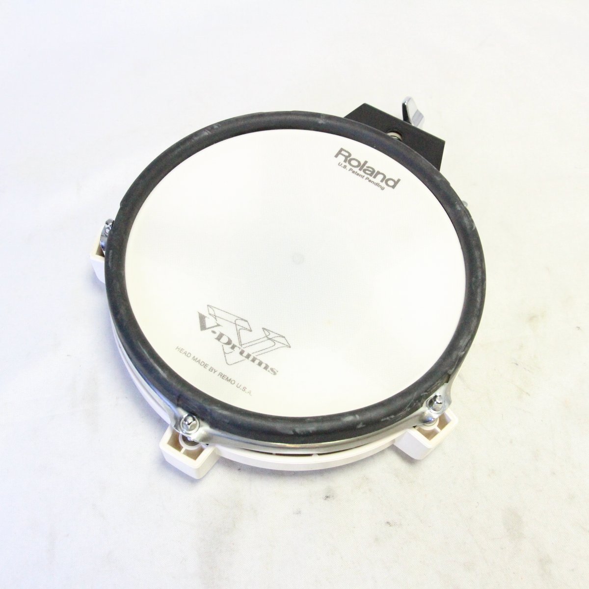 かなり昔（20年程前）の8インチのメッシュパッドです。 リムトリガーには対応しておりません。 感度やや悪いです、練習パッドやパーツ取りにお使い下さい。 付属：なし（本体のみ）■商品ランク:C：ジャンク■中古保証:無し