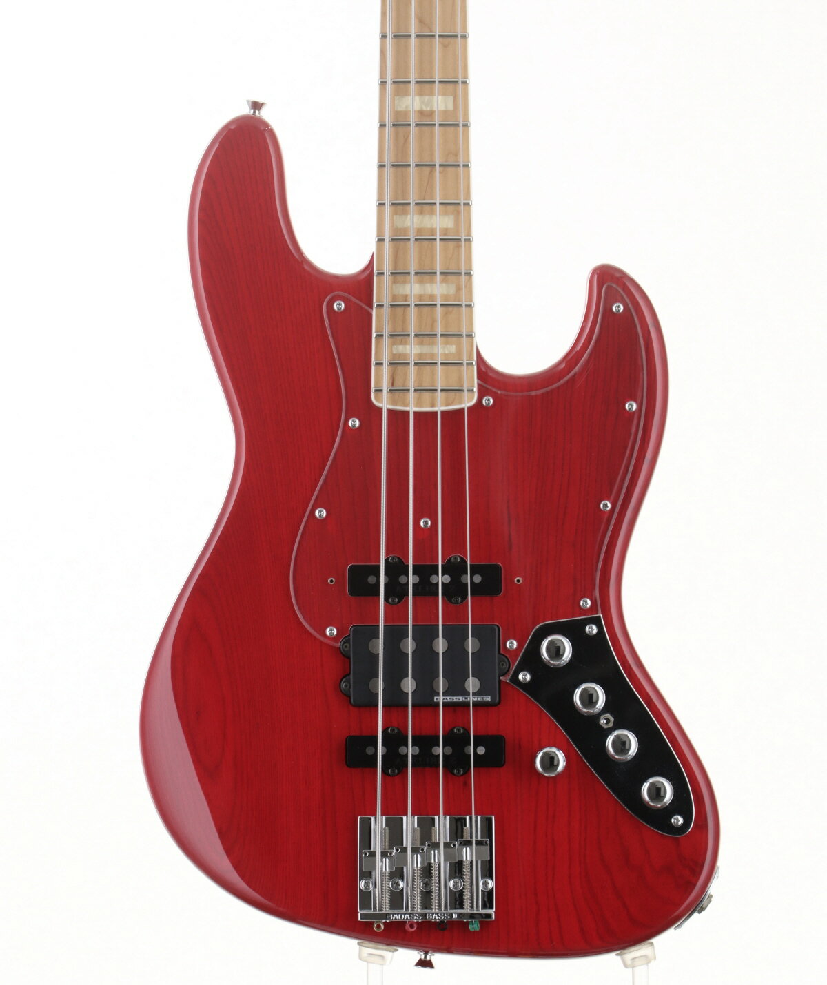 日野JINO賢二氏シグネチャーモデルスタイルの4弦ベース。 ヘッドにサインの印字が無いため「JINO-4スタイルモデル」とさせて頂いております。 ボディはおそらくアッシュ、ネックと指板はメイプル、マッチングヘッド仕様、ペグはシャーラー製、ピックアップはJHJスタイル、ブリッジはバダス製。 ヘッドにキズが有り、ピックガードに弾きキズが見られ、ボディに擦りキズが有り、金属パーツにてくすみやピッツがございます。 その他擦れやくすみなどございますが、コンディションは良好です。 ■ネックコンディション:良好 ■トラスロッド:締め/緩め方向に余裕あり ■フレット残り:70-80％ ■製造国:日本 ■ケース:ソフトケース（ギグケース）/純正 ■付属品:無し ■商品ランク:B＋：多少傷はあるが通常使用する用途において問題なし ■シリアルナンバー:0338488 ■重量:5.12kg ■保証:12ヶ月 情報更新は迅速を心がけておりますが、店頭販売中の商品の為万が一売切れの際はご容赦の程お願い申し上げます。 「」