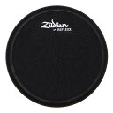 Zildjian Reflexx Conditioning Pad Zildjian Reflexx Conditioning Pad は、柔らかく、厚みのある打面を特徴とする、両面タイプの練習パッドです。腕、手首、指の筋肉に強いトレーニング効果を発揮します。 主な特長 ●3/4 インチの厚みを持つFLEXX 面は、腕、手首、指を使ったあらゆるタイプの練習に対応できます。 ●1/2 インチの厚みを持つWORKK 面は、例えば枕など完全にデッドな表面に比べ、全体的にリバウンドは少ないですが、ストロークをより聞き取りやすくするための硬さを備えています。この打面は上腕と下腕、そして手首の可動域を広く使ったテクニックを、低速から中速で練習するのに適しています。 ●テクニックを向上させたいドラマーに最適なこの練習パッドで、コントロール、強度、感度、持久力を向上させ、遅いテンポから速いテンポまで幅広いストロークが可能になります。 ●比較的静かなパッドなので、小音量での練習に適しています。 ●サイズ：6インチ（約15cm） 留意事項 ※本商品にスタンドやスティックは付属しておりません。