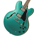 海外ディーラー向けに限定生産されたエピフォンES-335！ ES-335は、60年以上にわたって世界中のギタリストを魅了し続けてきた歴史的なES-335をエピフォンがアレンジしたモデルです。 1958年の初登場から、Gibson ES-335は比類なきスタンダードを築き上げました。エピフォンES-335も例外ではありません。ES-335のクラシカルなサウンドを身近に感じたいギタリストにとって、今最もお買い得な1本です。 レイヤーメイプルトップ、バック、サイドとソリッドメイプルトーンブロックで構成されており、セミホロウの楽器に求められる素晴らしいサスティーン、暖かさ、共鳴するトーンを作り出します。 エピフォンのAlnico Classic PRO Humbuckers は、幅広いビンテージサウンドを提供し、プッシュ/プルのコイルタップVolumeコントロールは、さらにサウンドの柔軟性を提供します。 丸みを帯びたCネックプロファイルは非常に快適で演奏しやすく、ヘッドストックは60年代スタイルのカラマズーシェイプを採用しています。 Gibson直系のクラシカルなサウンドは勿論、コイルタップ機能による多彩なサウンドバリエーションを持ち、様々なジャンル、スタイルにフィットするセミホロウギターです。※画像はサンプルです。杢目は1本1本異なります。また、仕様は予告なく変更される場合がございますので、予めご了承くださいませ。 ■付属品：ソフトケース、epiphoneユーザー登録カード ※ご購入後、同梱されるユーザー登録カードに必要事項をご記入の上、15日以内にギブソン・ジャパンへご郵送ください。ユーザー登録したご本人様に限り、メーカー規定の故障に対して無期限での保証が提供されます。 製品仕様 Body Shape ES-335Top 5-ply MapleBody 5-ply MapleCenterblock MapleBinding Single ply Top,Back,and FingerboardBody Finish GlossNeck MahoganyNeck Profile Rounded CScale Length 24.75"Fingerboard Material Indian laurelNumber of Frets 22Inlays DotNut width/material 1.69"/GraphTechHardware Finish NickelBridge Epiphone LockTone Tune-O-MaticTailpiece Epiphone LockTone Stop BarTuning Machines Epiphone DeluxeNeck Pickup Alnico Classic PROBridge Pickup Alnico Classic PROControl 2 Volume &#40;2 Push/Pull coil-splits&#41;, 2 Tone with CTS pots