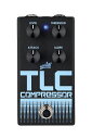 aguilar より発売中のエフェクター「TLC Compressor」の外観デザインが一新！ 創業以来、ジャンルを問わず、豊かでインスピレーションに満ち溢れるサウンドを提供してきたaguilarのコンパクト・エフェクター。aguilarの哲学であるインスピレーション・エンジニアリングはそのままに、デザインを一新。高級感溢れるマット・ブラックの筐体、洗練されたオリジナルのアートワークは、さらにベーシストのインスピレーションを掻き立てることでしょう。 TLC Compressorは、ミュージシャンがフレキシブルにそして音楽的にダイナミックスをコントロールできる革新的なアナログ・コンプレッサーです。もちろんスタジオ、ライブ、どちらの局面でもその力を発揮します。Aguilar独自のトランス・リニア・コントロール(TLC) 回路により過去に無いハイレベルなパフォーマンスを小さなパッケージで実現します。4種のノブにより、すべての機能をコントロールすることができ、幅広いアタック・タイム、可変スレッショルド及びスロープ・レベルにより、狙った通りの効果を得ることが可能です。TLC Compressorにはプロ・スタジオで使用される高級コンプレッサーでしか見ることのできないコントロールが搭載されています。 ■入力端子：1/4”標準ジャック x 1 ■出力端子：1/4”標準ジャック x 1 ■スレッショルド・コントロール：可変範囲 -30 〜 -10dBu ■スロープ・コントロール：可変範囲 2:1 〜 ∞ ■アタック・コントロール：可変範囲 10ms 〜 100ms ■レベル・コントロール：-∞ 〜 -3dBu ■低歪率：＜0.2% ■電源：9V ■オプション：AC アダプター（KORG KA181）外寸 ■外寸比較：旧モデル：68（W）× 140（D）× 58（H）mm/新モデル：69.8（W） x 127（D） x 57.1（H）mm ※画像はサンプルです。