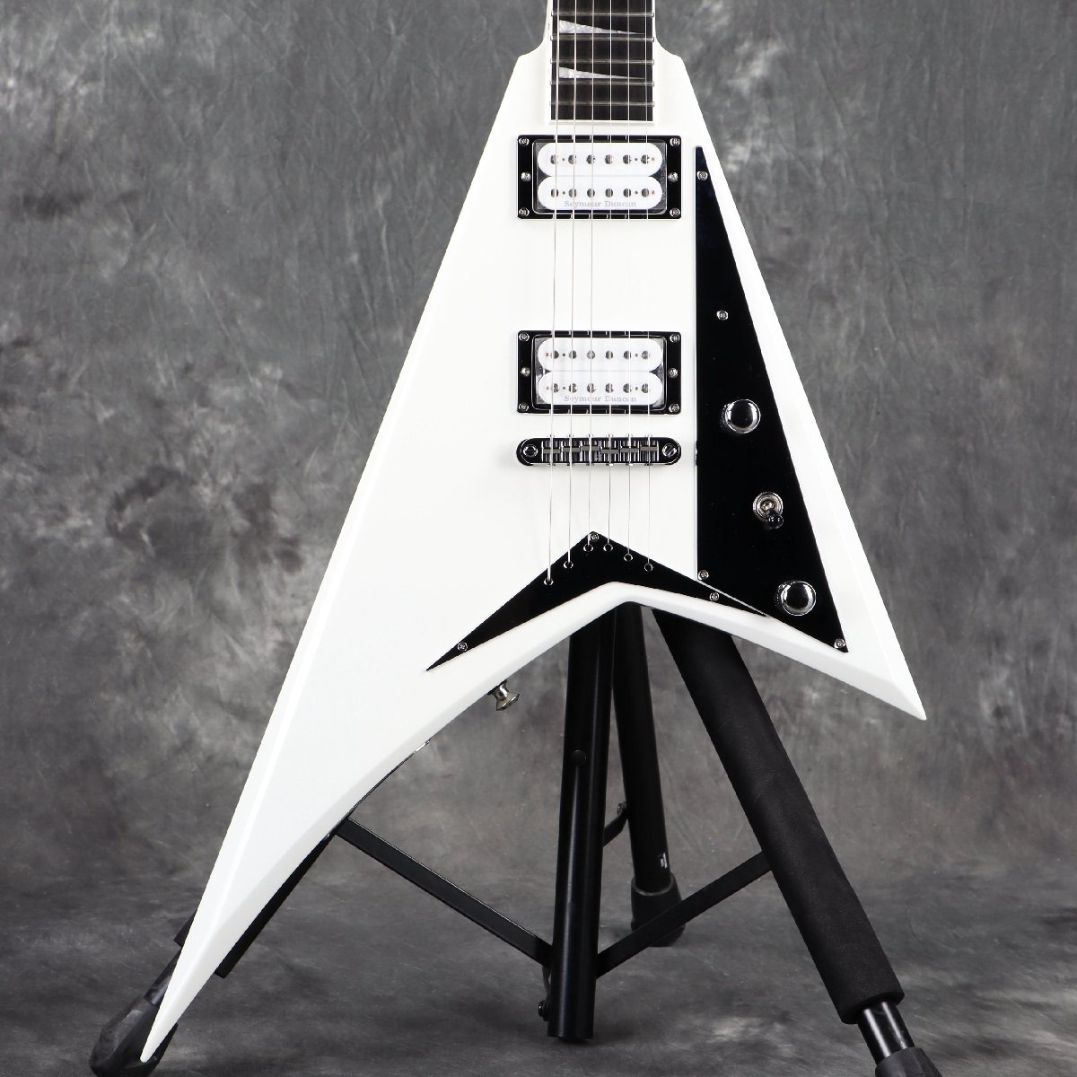 《WEBSHOPクリアランスセール》Jackson / MJ Series Rhoads RRT Ebony Fingerboard Snow White ジャクソン【3.23kg】[S/N JFJ2300229]【PNG】(2)