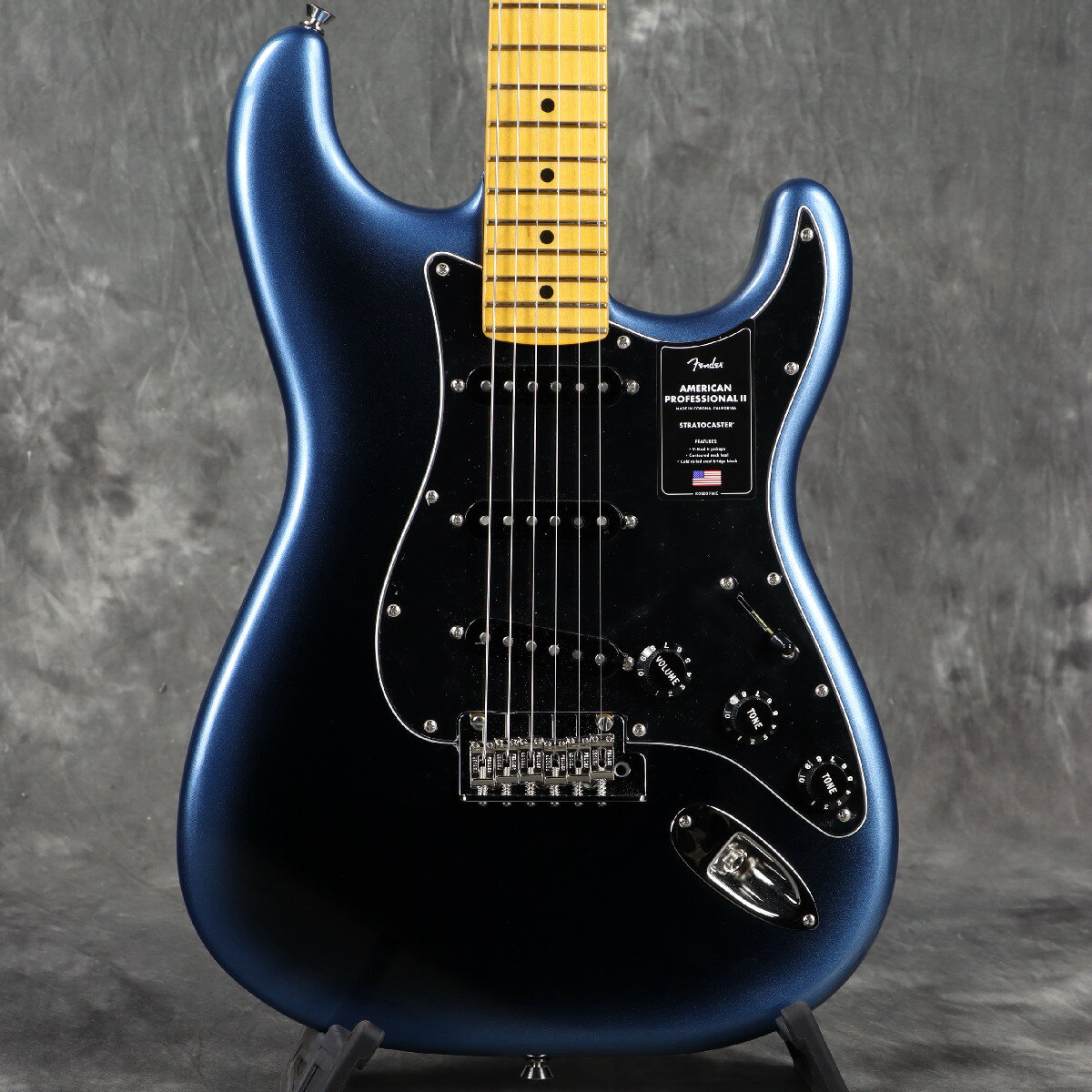 电吉他 - 《WEBSHOPクリアランスセール》Fender / American Professional II Stratocaster Maple Fingerboard Dark Night フェンダー【3.56kg】[S/N US24056804]《FENDER最新ストロボチューナープレゼント!》【PNG】