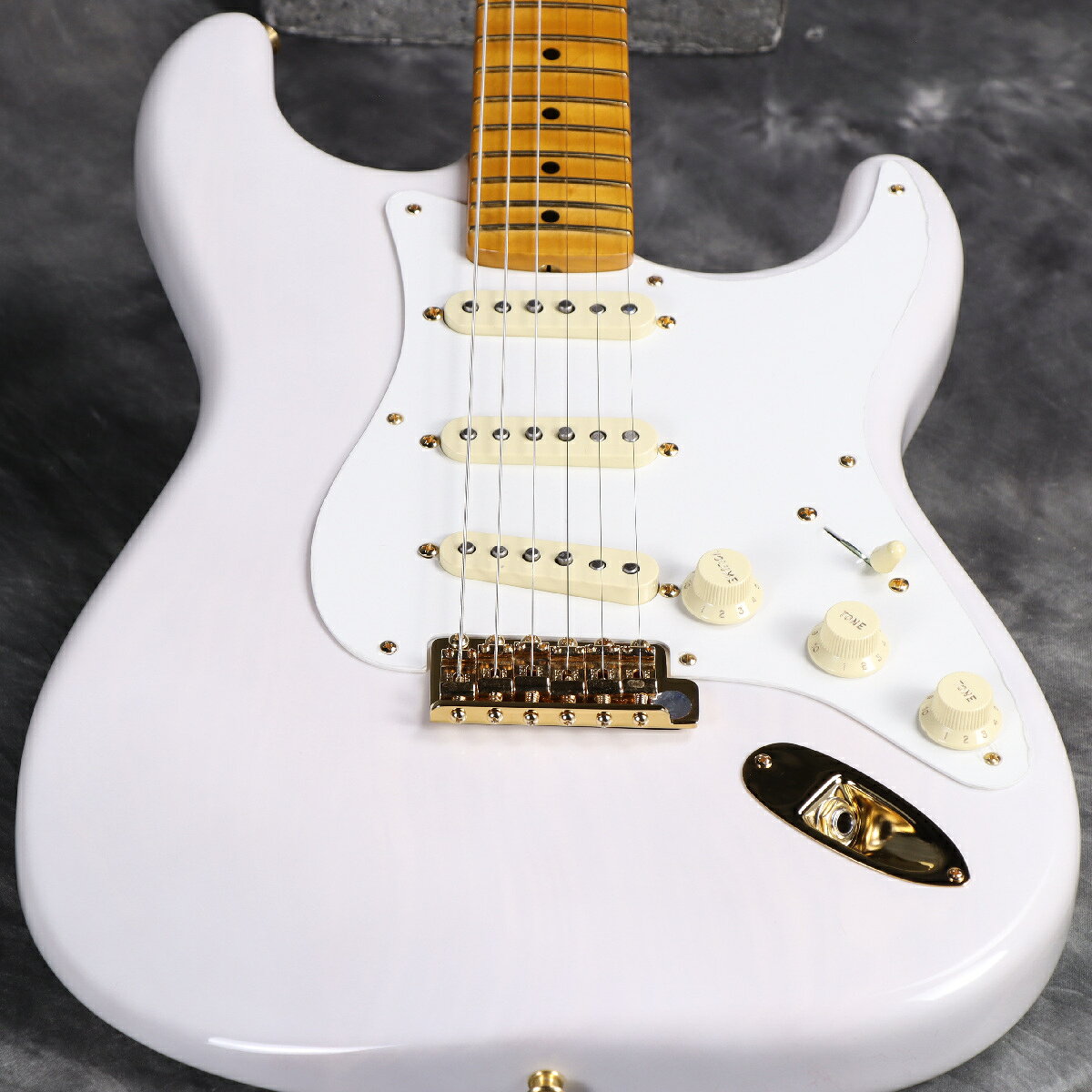 Fender / LTD American Vintage II 1957 Stratocaster Flame Maple FB White Blonde w/ Custom Shop Fat '50s Pickups【3.78kg】[S/N V214940]【YRK】（2枚目）