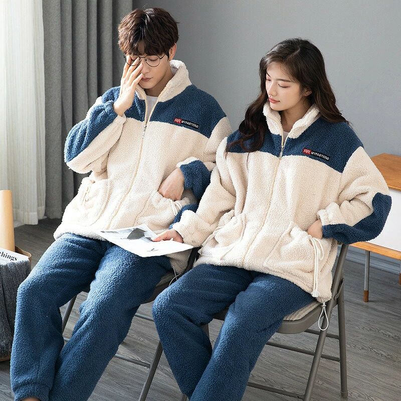 ■サイズ(単位cm)：女子Mサイズ：バスト96　着丈67　パンツ丈94　ヒップ102　参考身長155-60　体重42-52kg女子Lサイズ： バスト100　着丈69　パンツ丈96　ヒップ106　参考身長155-165　体重52-62kg女子XLサイズ：バスト104　着丈71　パンツ丈98　ヒップ110　参考身長165-170　体重62-72kg女子2XLサイズ：バスト108　着丈73　パンツ丈100　ヒップ114　参考身長170-175　体重70-80kg男子Lサイズ：バスト120　着丈74　パンツ丈97　ヒップ110　参考身長165-175　体重60-70kg男子XLサイズ：バスト124　着丈76　パンツ丈99　ヒップ114　参考身長170-180　体重70-80kg男子2XLサイズ：バスト128　着丈78　パンツ丈100　ヒップ118　参考身長175-185　体重80-90kg男子3XLサイズ：バスト132　着丈80　パンツ丈102　ヒップ122　参考身長175-185　体重90-100kg※商品を平置きにし、メジャーにて手作業による採寸をしております。 2-3cmの誤差が出る場合がございます。■素材：ポリエステル■内容：上下セット注意事項※生産時期により予告なく仕様が変更される場合がございます。※お使いのモニター設定や撮影時の照明、太陽光の環境により色が異なって見える場合がございます。 メーカー希望小売価格はメーカーカタログに基づいて掲載しています