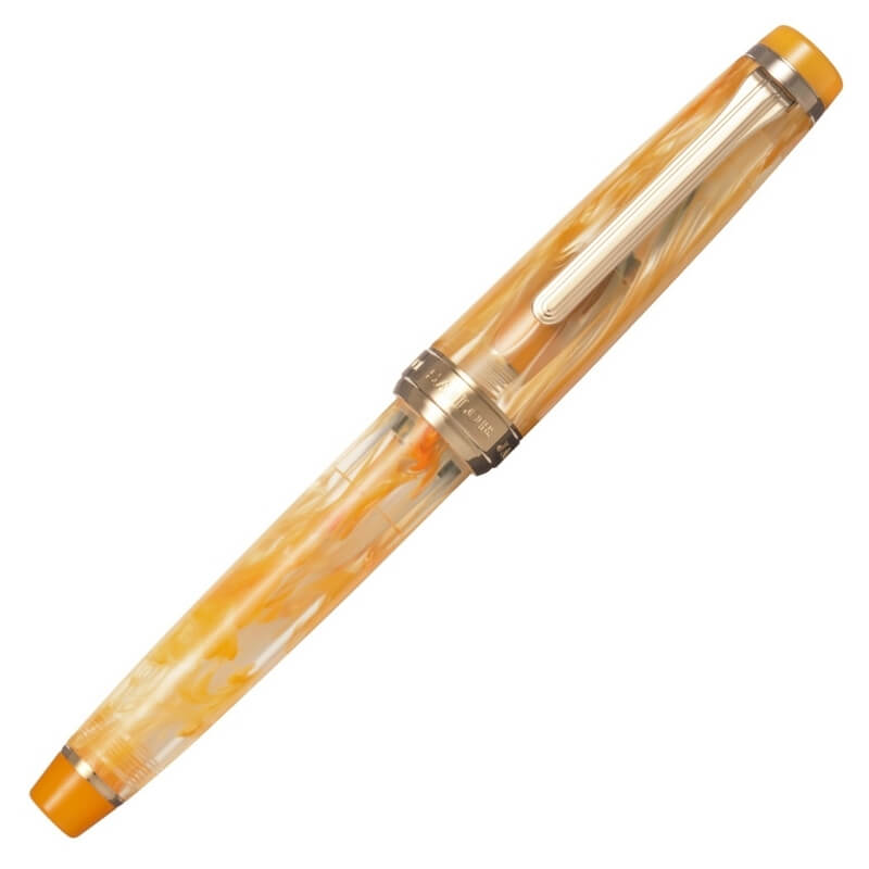 Foto di Veirio Fountain Pen Pearl Orange