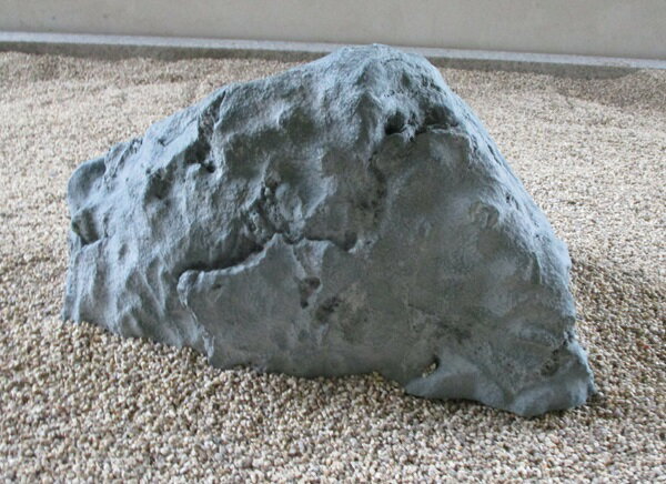 【国産・日本産・愛媛県産】【伊予青石（自然石）】【庭石・景石】【坪庭・和風・インテリア・花壇】【..