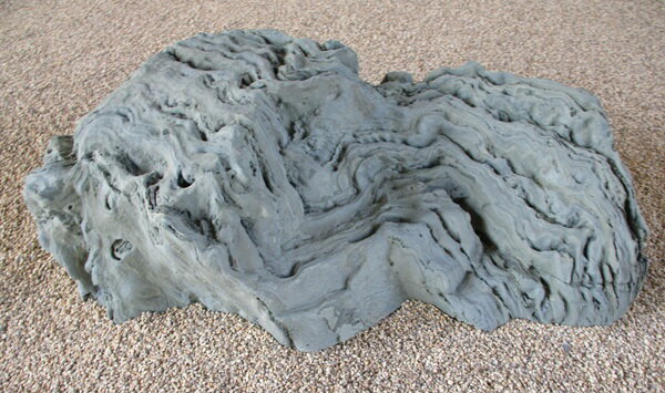 【送料別途】【国産・日本産・愛媛県産】【伊予青石（自然石）】【庭石・景石・坪庭・花壇・インテリア】【簡単設置（下場平切）】★重量物の為ご購入の際運搬の確認必須！★お近くの「福山通運　支店止」までの 　 配達となります。