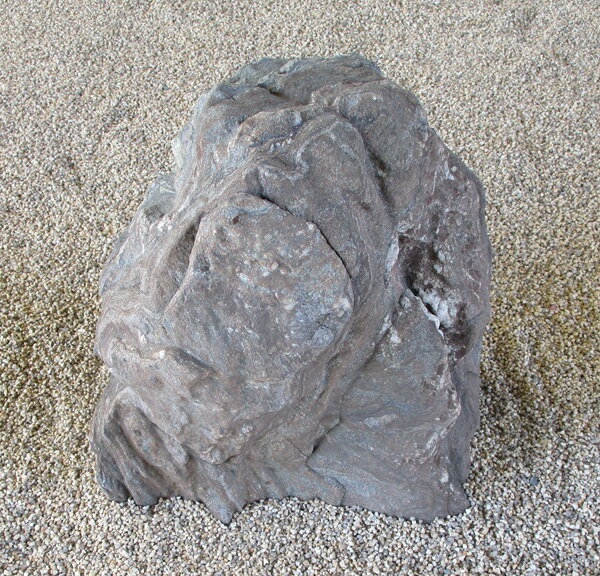 【国産・日本産・愛媛県産】【伊予サビグリーン石（自然石）】【庭石・景石】【坪庭・和風・インテリア・花壇】【簡単設置（下場平切）】