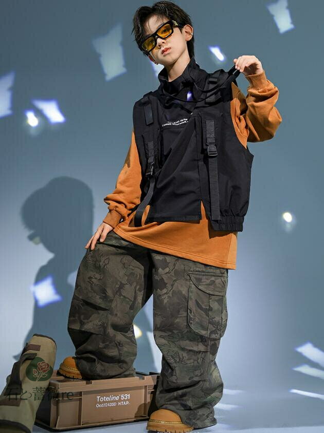 子供ヒップホップジャズダンス衣装　迷彩柄パンツ　パーカー　カジュアルベスト　ミリタリー　hiphopja..