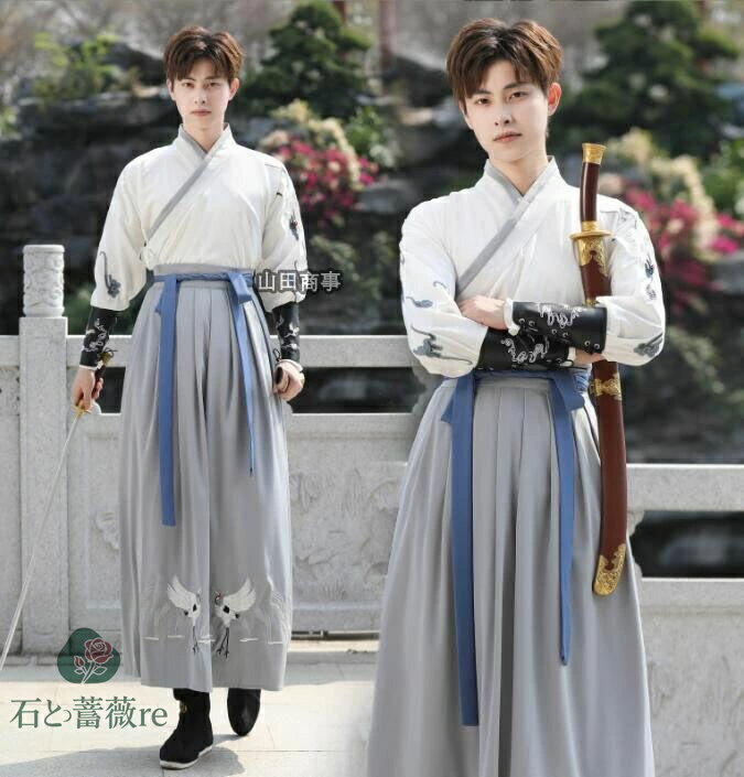 漢服鶴刺繍コスプレ衣装　大人 男女兼用 チャイナ服 チャイナドレス 中華服 華流 時代劇 コスチューム ..