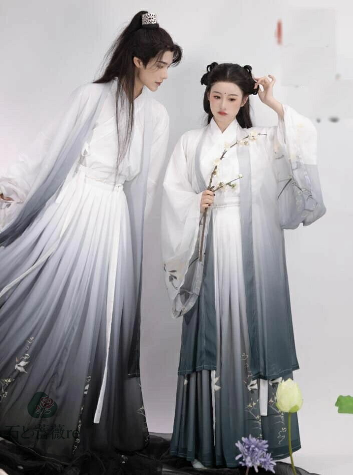 カップルペア唐装漢服 中華風チャイナドレス ワンピース プリント 中華流ステージ衣装学園祭/文化祭 コスプレ衣装 大きい裾 ハロウイン コスチューム時代劇コスチューム 仮装 変装 羽織+ブラウス+スカート3点セット 写真撮影ドレス ステージ衣裳 COSPLAY 演出服