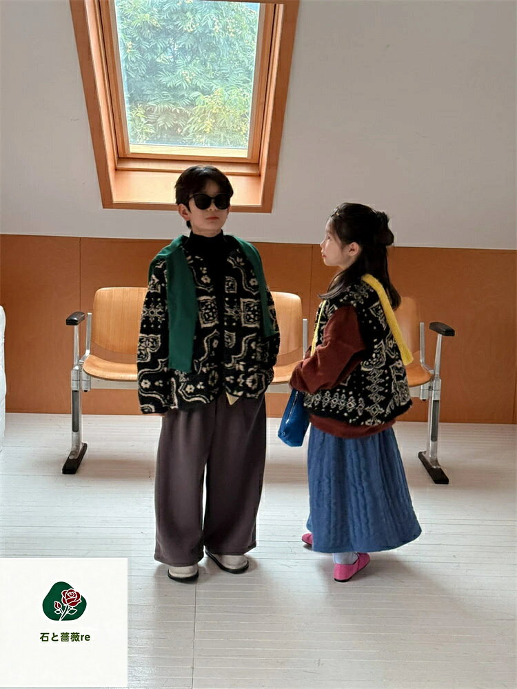 子供服 ボアベスト キッズ アウター 韓国子ども服 秋冬 モコモコ ベスト ジャケット 女の子 男の子 兄妹 お揃い服 姉妹 ペアルック おしゃれ ふわふわ あったか 90-150cm