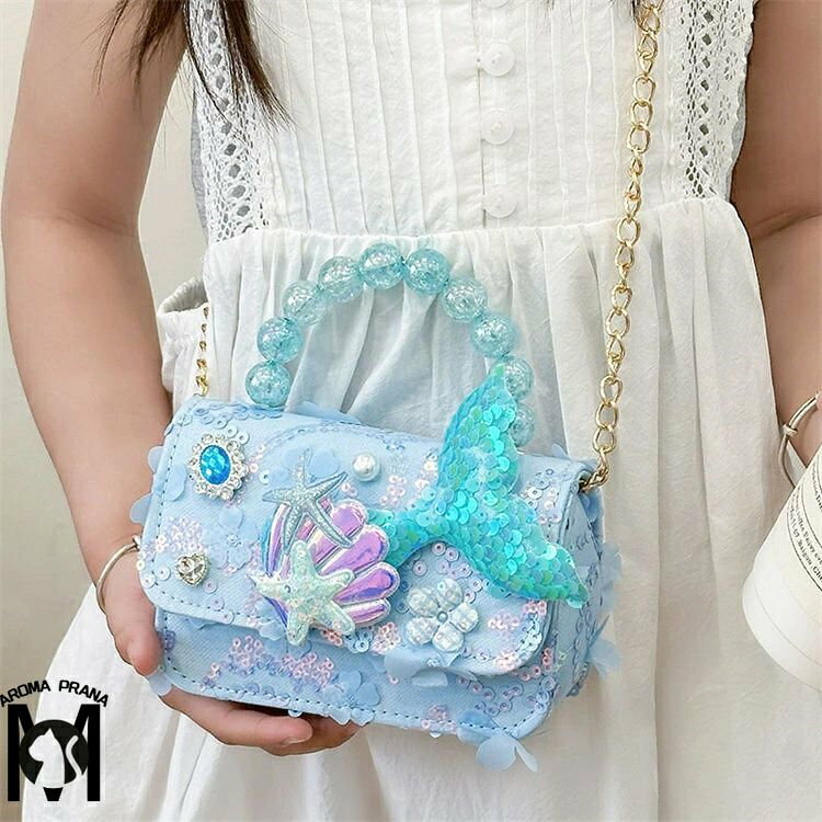 石と薔薇reのショルダー 女の子 キッズ バッグ パーティーバッグ キラキラ 人魚 ポシェット チェーンバッグ 女の子 ショルダーバッグ ミニ 小学生 子供 幼稚園 軽量 斜めがけ 幼児 かばん 女の子 誕生日 プレゼント 斜めバッグ ハンドバッグ 可愛い 旅行 お出かけ ピンク ブルー 激安｜アングル2