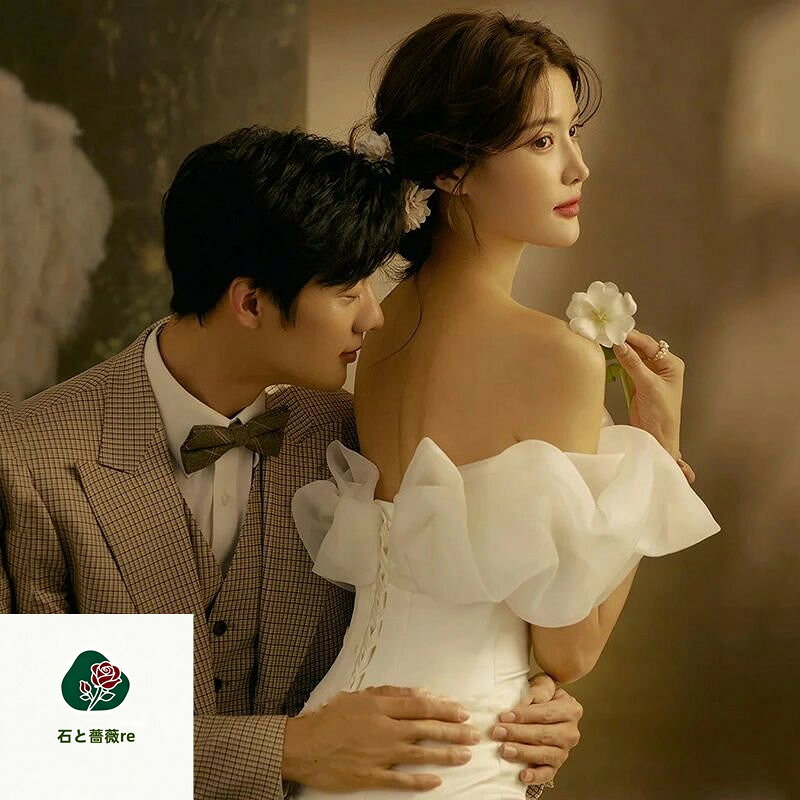 石と薔薇reの★部分即納 花嫁 ウエディングドレス 二次会ドレス 結婚式 ウエディングドレス 格安 披露宴 二次会 結婚式 イベント 演奏会 発表会 フォーマルドレス 白 オシャレ 高級感 海外挙式 ウエディングドレス 花嫁 オフショルダー｜アングル3