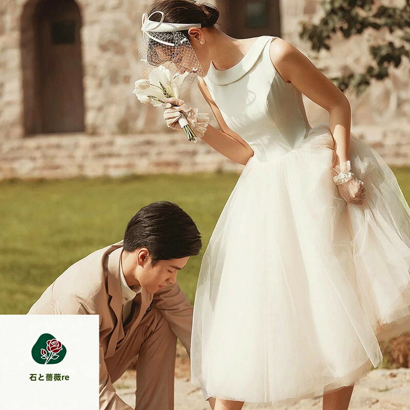 花嫁 ウエディングドレス 二次会ドレス 結婚式 格安 ウエディングドレス 披露宴 二次会 結婚式 イベント 演奏会 発表会 フォーマルドレス 編み上げタイプ 白 オシャレ 高級感 海外挙式 ウエディングドレス 花嫁 オフショルダー チュールスカート レトロ 2