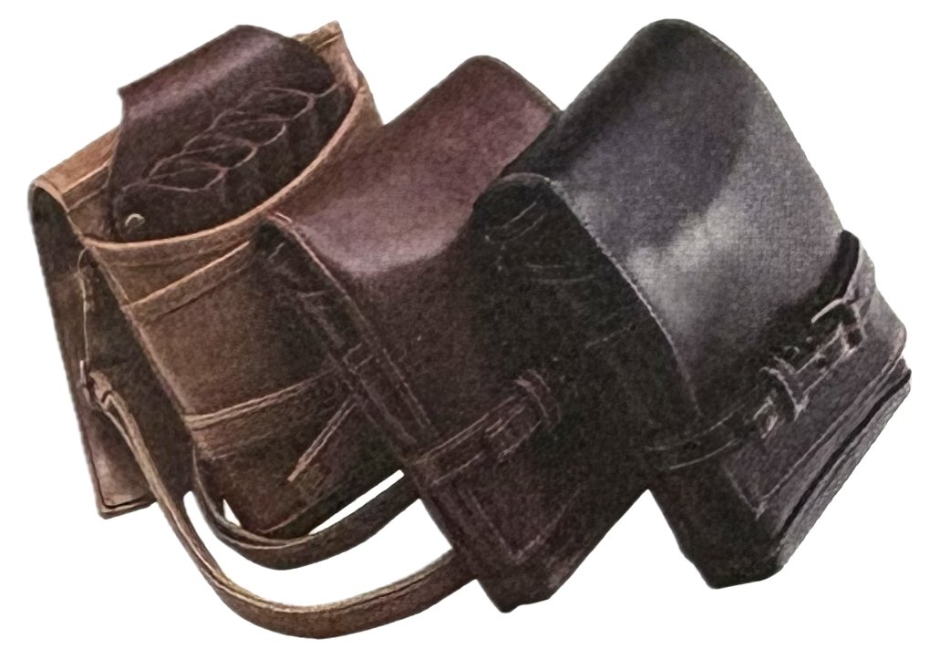 シザーバッグ ブラック サイズ：200×140×50mm 合皮 ※画像は左からベージュ、ブラウン、ブラックとなっております。 ■注意事項■ご使用上のご注意 同封されている使用説明書をよくお読みの上ご使用ください。 ■商品は品質改良の為、予告...