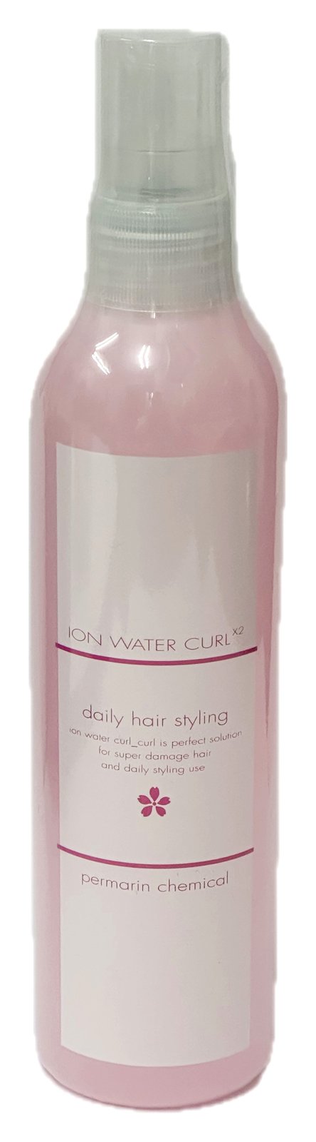 パーマリンケミカル イオンウォータ カールカール 210ml キレイなカールヘア、1日キープ。 ヘアアイロン、カーラー使用の巻き髪や、軟毛の方のベースメイクに弱酸性イオン水が浸透。 ハリ・コシ・ツヤを与え、弾力のあるカールヘアをしっかりとキープします ■成分 水、エタノール、（ビニルピロリドン／VA）コポリマー、変性アルコール、 トリデセス-12、ポリクオタニウム-11、（ジヒドロキシメチルシリルプロポキシ） ヒドロキシプロピル加水分解ケラチン、（ジヒドロキシメチルシリルプロポキシ） ヒドロキシプロピル加水分解コラーゲン、加水分解シルク、オオウメガサソウ葉エキス、 BG、メチルパラベン、プロピルパラベン、香料、赤106、赤504 【ご使用上の注意】●お肌に合わないときは、ご使用をお止め下さい。そのままご使用を続けますと、症状を悪化させることがありますので 皮膚科専門医等にご相談されることをお進め致します。●傷やはれもの、湿疹等、異常のある部位にはお使いにならないで下さい。●乳幼児の手の届かないところに保管して下さい。 ●直射日光の当たる場所、極端に高温や低温になる場所には保管しないで下さい。 ●その他、本商品の取り扱いをよく読んでご使用下さい。■複数店舗で在庫共有のため万が一在庫がない場合は、納期をメールでおしらせします。■パッケージ・デザインは予告なく変更となる場合があります。■商品がリニューアルした場合はリニューアル後の商品をお届けする場合があります。■ゆうパケット及びレターパックプラスでの発送は日時指定、代引き不可となります。箱潰れ等の商品の保証はございませんのでご了承の上、ご購入下さい。◎商品をお受け取りになれなかった場合は再発送には通常の送料が必要となります。メーカー：パーマリンケミカル 区分：化粧品製造国：日本 広告文責：有限会社アイリス