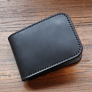 レッドムーン ウォレットREDMOON ショートウォレット RM-CSW ハンドメイド 手縫い サドルレザー 販売店限定 レッドムーン ウォレットREDMOON ショートウォレット RM-CSW ハンドメイド 手縫い サドルレザー 販売店限定