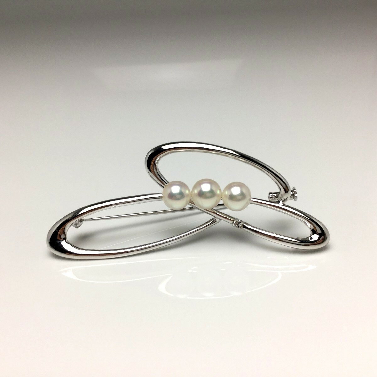 真珠 ブローチ パール アコヤ真珠 7.0-7.5mm ホワイトピンク シルバー 66113 イソワパール
