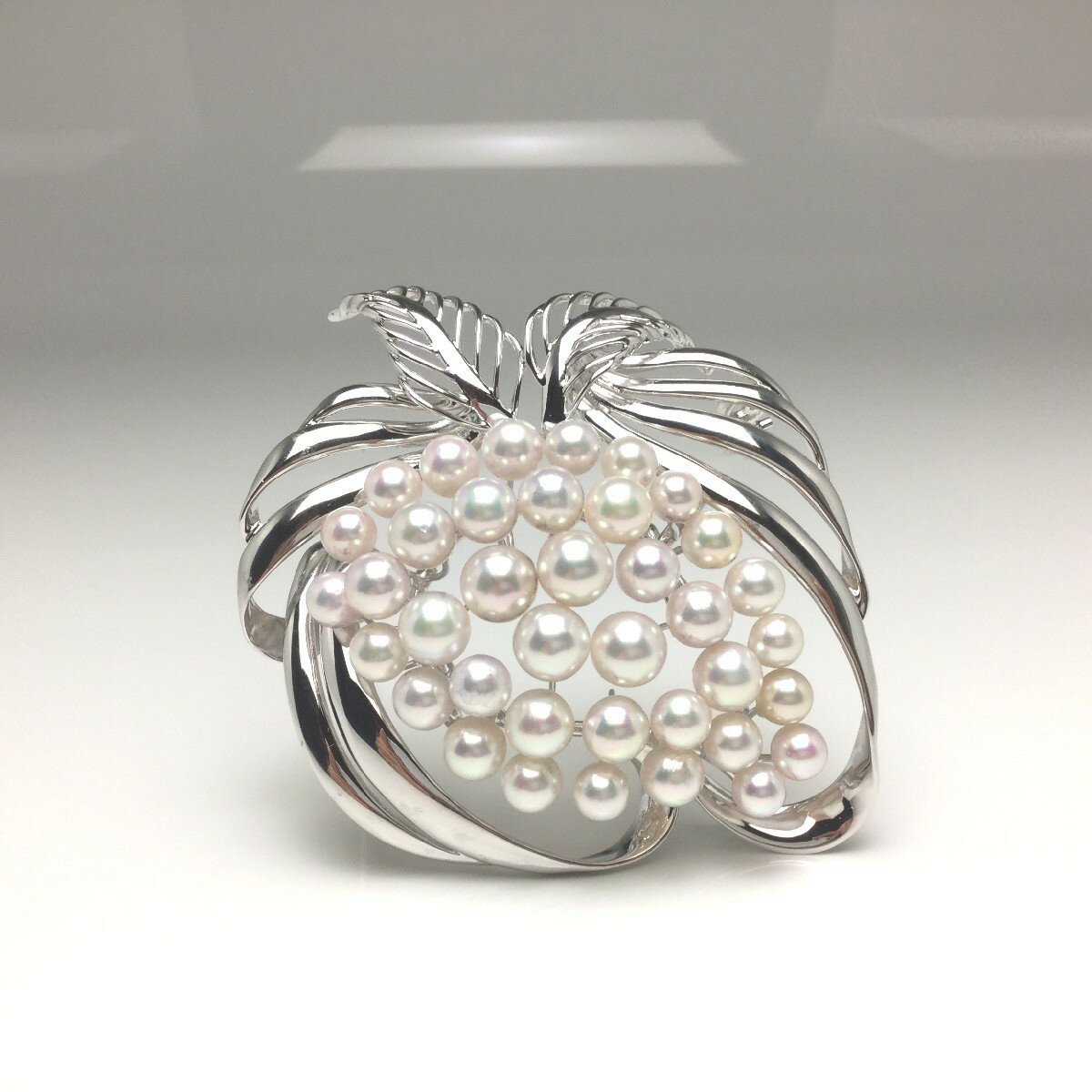 Pearl - 真珠 ブローチ パール アコヤ真珠 5.4-6.8mm ホワイトピンク シルバー 植物 フラワー 69291 イソワパール