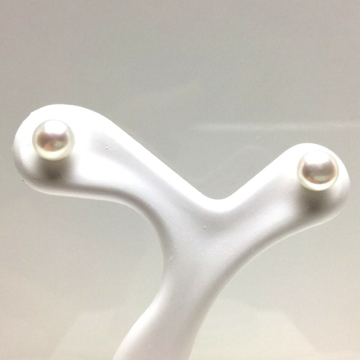 Rakuten - 真珠 ピアス パール 淡水真珠 スタッド 4.0-4.5mm ホワイトピンク シルバー 73087 イソワパール