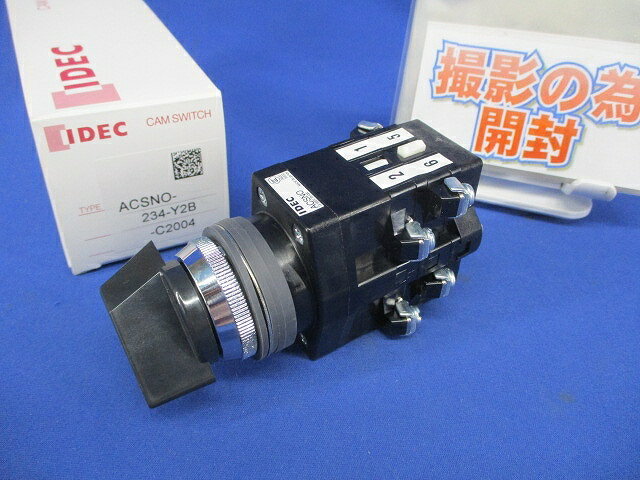 カムスイッチ　3ノッチ&nbsp;IDEC&nbsp;ACSNO-234-Y2B-C2004製造メーカーIDEC商品型番ACSNO-234-Y2B-C2004商品状態ランク　A2商品コード1663309荷物のサイズ～5.cm*1荷物の重量～2kg*1商品説明箱・取説・付属品等は写真掲載または商品詳細記載以外は付属致しません。画像参照の上、入札をお願い致します。 "■万が一不具合があった場合は返金保証致しますのでご安心くださいませ。 ■平日12:00までのご注文で、当日発送致します。(土日祝祭日は、翌営業日発送）