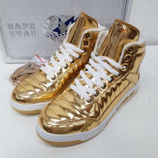 A BATHING APE アベイシングエイプ スニーカー スニーカー Sneakers FS-09 BAPE STA 88 ゴールド ハイカット スニーカー 箱・替え紐付【USED】【古着】【中古】10051826のサムネイル