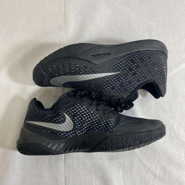 NIKE ナイキ スニーカー スニーカー Sneakers NIKE / ナイキ ハイパーライブ / Hyperlive / バスケットシューズ / バッシュ / 820284-001 / BLK / 25.0【USED】【古着】【中古】10055577