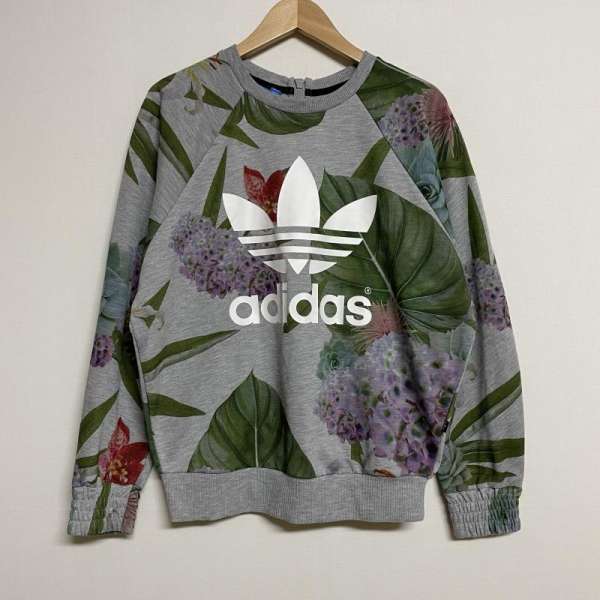 adidas originals アディダスオリジナルス 長袖 トレーナー Sweat, Sweatshirt adidas originals フローラル ボタニカル 花柄 ロゴ バックジップ スウェット トレーナー AJ8885【USED】【古着】【中古】10060165