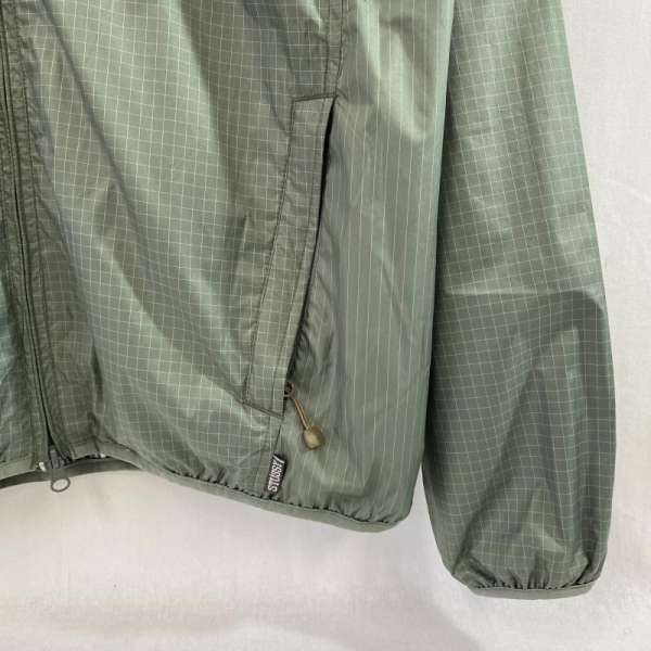 もございま STUSSY ステューシー ジャンパー、ブルゾン ジャケット、上着 Jacket stussy authentic gear/グラフチェック柄/ナイロンジャケット/カーキ/M10062881:ドンドンダウンIS ください