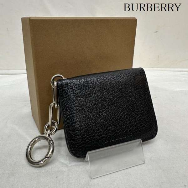 BURBERRY バーバリー コンパクト財布 財布 Wallet Compact Wallet チェーン付 レザー ミニウォレット カードケース【USED】【古着】【中古】10093990