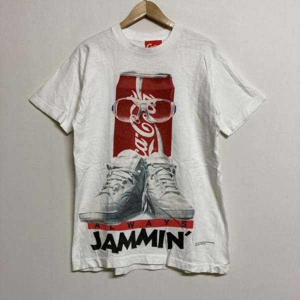 US古着 USフルギ 半袖 Tシャツ T Shirt 1994 The Coca-Cola Company JAMMIN' 缶 スニーカー プリント 半袖 ヴィンテージTシャツ【USED】【古着】【中古】10108189