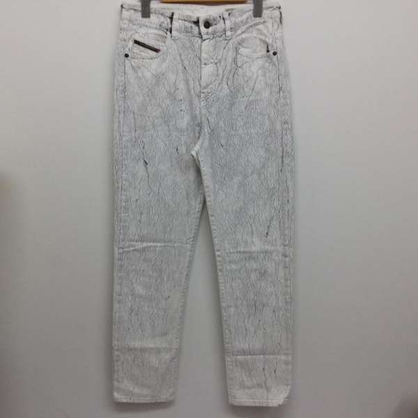 DIESEL ディーゼル デニム、ジーンズ パンツ Pants, Trousers Denim Pants, Jeans D-EISELLE-SP4 クラック加工 ホワイト ストレートジーンズ ストレッチデニムパンツ【USED】【古着】【中古】10108443