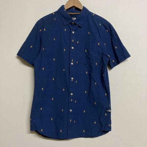 THE NORTH FACE ザノースフェイス 半袖 シャツ、ブラウス Shirt, Blouse THE NORTH FACE 焚火刺繍 総柄 半袖 コットンシャツ M NR01901Z【USED】【古着】【中古】10124330