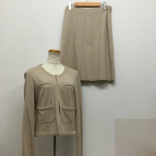 ブルックス ブラザーズ brooks brothers 55855-21 レディースノーカラースーツ XS【USED】【古着】【中古】10125308 ブルックス ブラザーズ brooks brothers 55855-21 レディースノーカラースーツ XS【USED】【古着】【中古】10125308
