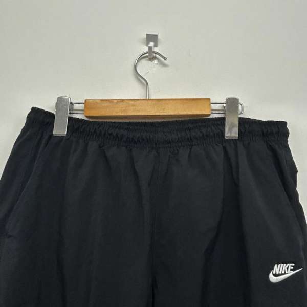 ナイキ ナイロンパンツ ワンポイントロゴ メンズ L【USED】【古着】【中古】10142052