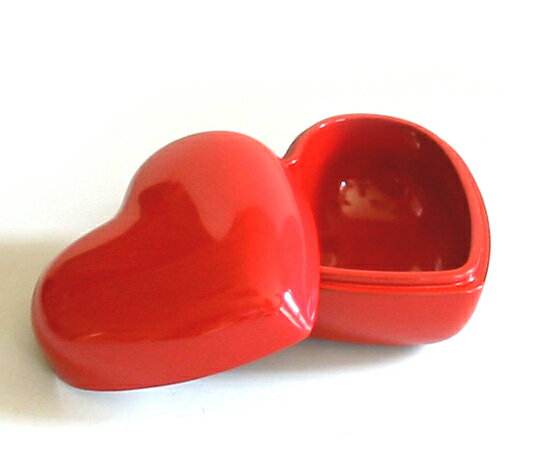 ハートBOX　洗朱＜京都　漆器の井助＞漆塗りの小物入れ(アクセサリーボックス、ピアスケース）　バレンタインのお返しやホワイトデーのプレゼント、結婚のお祝いに格安通販　バレンタイン　人気　ランキング