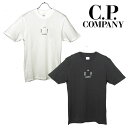 C.P.COMPANY (シーピーカンパニー) 半袖Tシャツ コットンジャージ素材中厚手のソフトで肌触りの良い定番素材です レギュラーフィットグラフィックデザイン 122A-006011M