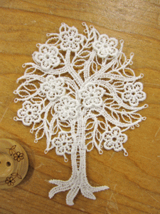 スイスレースモチーフ**プランツ**≪縫い付け≫【ツリー】
