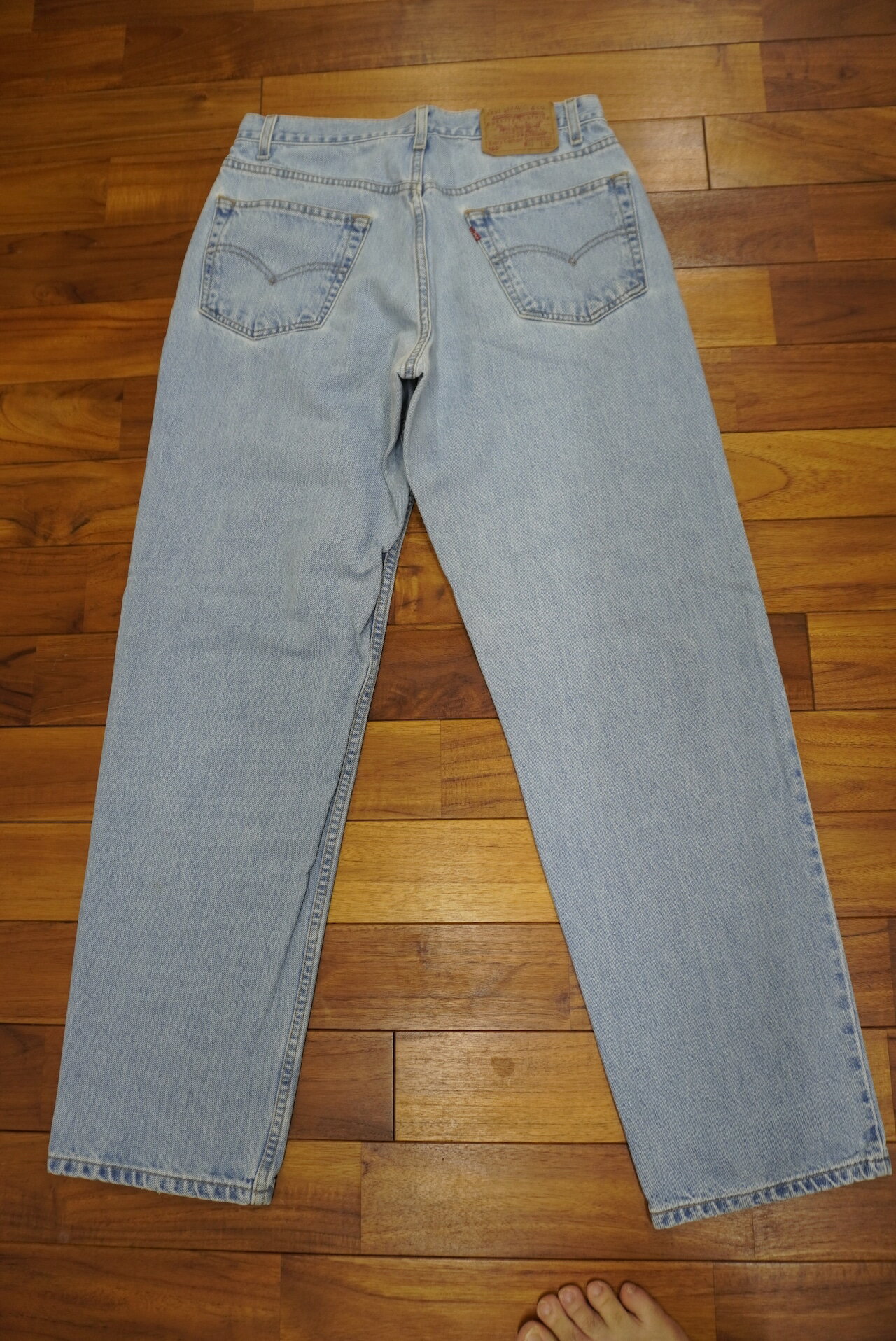 【中古】 リーバイス550 メキシコ製 MADE IN MEXICOサイズ33インチ USED 古着 vintage ジーパン デニム　リラックスフィット ボタン刻印6161999年製