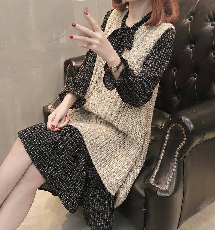 樂天商城 - ニットセーター ベスト シフォンワンピース カットソー 秋冬 ノースリーブ トップス ベーシック 無地 レディース 定番 ?ネック ゆったり フリーサイズ シンプル おしゃれ 厚手 プルオーバー 可愛い 防寒 黒 コーヒー あんず色 ケーブルニット カジュアル 重ね着