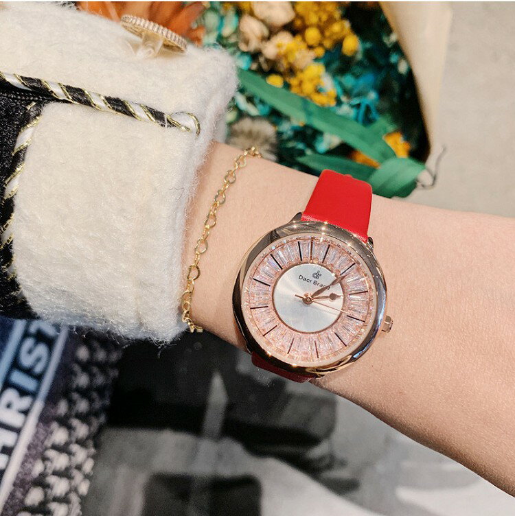 【送料無料】レディースウォッチ 大ヒット中 ★DACR★ 腕時計 レディース 防水 ウォッチ おしゃれ かわいい シンプル 人気 カジュアル 10代 20代 30代 40代 上品 プレゼント 8色 革ベルト