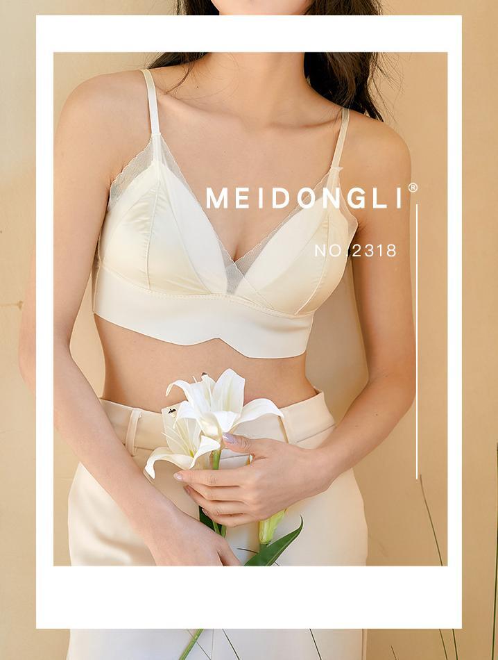 樂天商城 - 【カップ付き ブラトップ ノンワイヤー レディース】見せブラ ナイトブラ キャミソール インナー クロスバック セクシー ランジェリー バストアップ 補正下着 美胸 ノンストレス 軽量 通気性 良好 レース おしゃれ 黒 白 ベージュ M L XL 肌に優しい 下着トップス