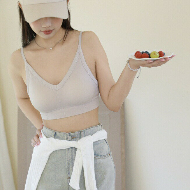 ブラトップ 胸パッド付き ブラトップ無地 快適 レディース ファッション