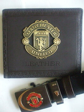 サッカー 財布,マンチェスターmanchesterサッカーのベルト,バックルとお財布のセットはイタリアのお土産です。