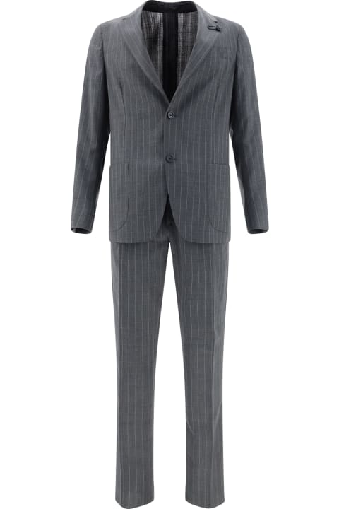 Lardini スーツ スーツの仕立て
